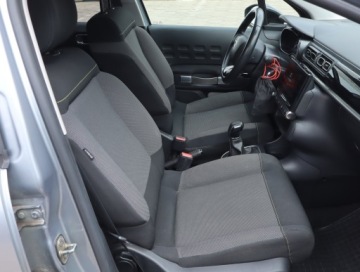 Citroen C3 III Hatchback 1.2 PureTech 82KM 2018 Citroen C3 1.2 PureTech, Salon Polska, zdjęcie 8