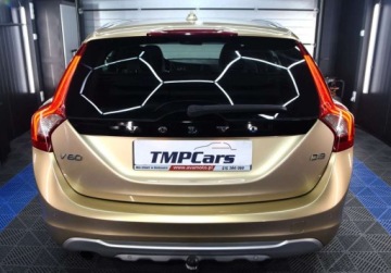 Volvo V60 I Kombi 2.0 D3 163KM 2011 Volvo V60 D3_ Automat_ Hak_ Skory_ Nawigacja_ 2.0 Diesel 163KM, zdjęcie 25