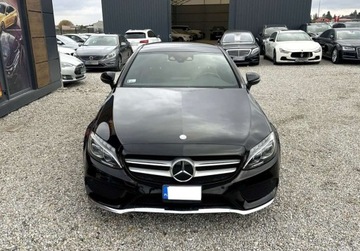 Mercedes Klasa C W205 2017 Mercedes-Benz Klasa C 4X4 C300 2.0 BENZ 245 KM 2017r 94.000 km Warszawa, zdjęcie 12