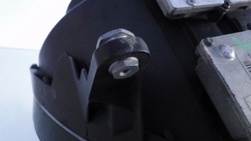 MERCEDES E TŘÍDA 211 W211 SVĚTLO PŘEDNÍ LEVÝ BI-XENON DISKRÉTNÍ