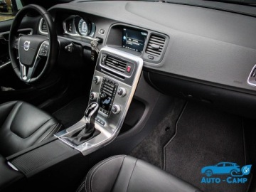 Volvo V60 I 2014 FV23% PLUG-IN diesel/hybryda 4WD lifting SUPER, zdjęcie 19