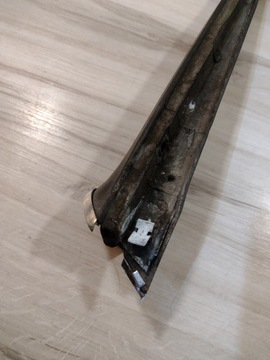 Облицовка стойки двери Mercedes W116 левая передняя