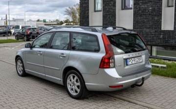 Volvo V50 2.0 TD 136KM 2008 Volvo V50 2,0D Automat Skory Bezwypadkowy 2.0 Diesel 136KM, zdjęcie 2