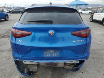 Alfa Romeo Stelvio SUV Facelifting 2.0 Turbo 280KM 2023 Alfa Romeo Stelvio Ti 2023 2.0l 2.0 Benzyna 280KM, zdjęcie 2