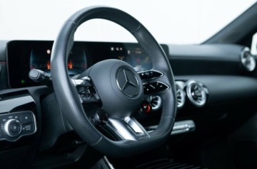 Mercedes Klasa A W177/V177 Hatchback AMG Facelifting 2.0 A35 306KM 2023 Mercedes-Benz Klasa A A 35 4MATIC 306 KM Salon PL Gwarancja Autotrade M, zdjęcie 20