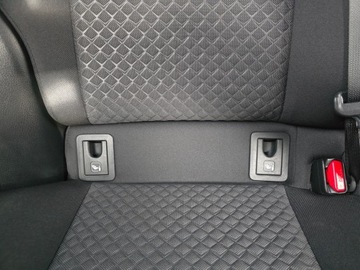 Toyota C-HR I Crossover Facelifting 2.0 Hybrid Dynamic Force 184KM 2023 Toyota C-HR 2.0 Hybrid Style Toyota C-HR 2.0 HSD,, zdjęcie 32