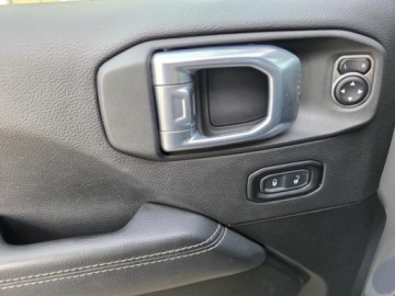 Jeep Wrangler IV Sahara Plug-In Seria 6 2.0 4xe 381KM 2021 JEEP WRANGLER Sahara, 2.0l 4xe Plug-in-Hybrid 381KM * Przebieg:40, 342km, zdjęcie 7