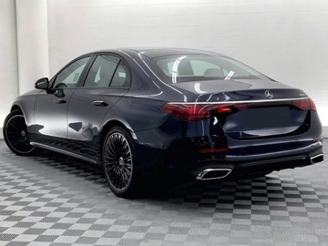 Mercedes Klasa E W214 Sedan 2.0 220d 197KM 2025 220 d 4-Matic AMG Sedan 2.0 (197KM) 2025, zdjęcie 2