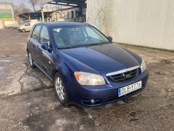 Kia Cerato Sedan 2.0 i 16V 143KM 2005 KIA CERATO liftback 2.0 143 KM, zdjęcie 14