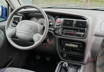 Suzuki Grand Vitara I Standard 1.6 i 16V 94KM 2003 Suzuki Grand Vitara Suzuki Grand Vitara 1.6 Limited 1.6 Benzyna 94KM, zdjęcie 25