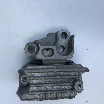 FIAT 500X ПОДУШКА ДВИГАТЕЛЯ ЛАПА 00520903470