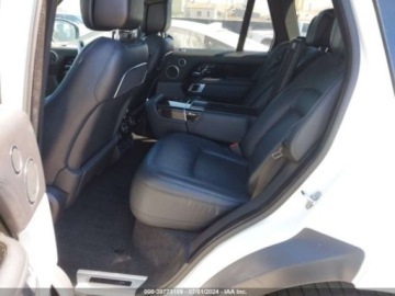 Land Rover Range Rover V 2021 Land Rover Range Rover Fifty, 2021r., 4x4, 5.0L 5.0 Benzyna 518KM, zdjęcie 9