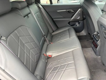 BMW Seria 5 G90-91 2025 BMW 540 MSport PRO,hak,wentylacja foteli,4strefy,b, zdjęcie 15