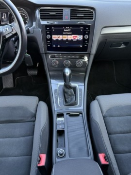 Volkswagen Golf VII Variant Facelifting 1.6 TDI-CR DPF BMT 115KM 2018 Volkswagen Golf Automat. Radar. Asystent. Navi ., zdjęcie 13
