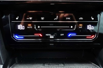 Volkswagen Passat B8 Variant Facelifting 2.0 TDI 190KM 2020 Volkswagen Passat DSG, Virtual, Hak, Tempomat, LED Matrix, Climatronic, Ka, zdjęcie 15