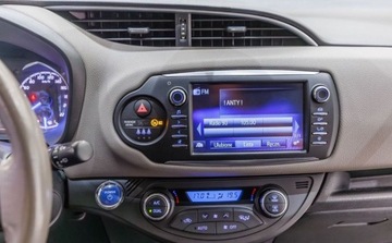 Toyota Yaris III Hatchback 5d Facelifting Hybrid 100KM 2017 Toyota Yaris Hybrid 100 Selection 1.5 Hybryda 100KM, zdjęcie 29