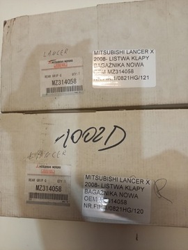 LANCER X 08- LIŠTA NA HRANA KRYT KUFRU ZADNÍ