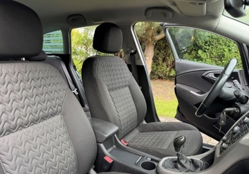 Opel Astra J Sports Tourer Facelifting 1.4 Turbo ECOTEC 140KM 2013 Opel Astra 1,4 TURBO 140KM Climatronic Xenon LED Navi Bezwypadkowy Serwis, zdjęcie 25