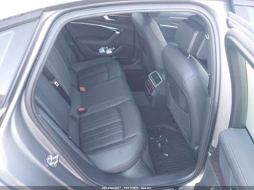 Audi A6 C8 2021 Audi A6 Limousine 2021 Audi A6 Premium Plus 45 TFSI quattro 2.0 Benzyna, zdjęcie 11
