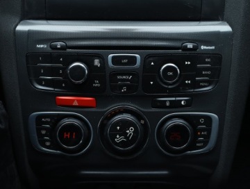 Citroen C4 II Hatchback 5d 1.6 16v VTi 120KM 2012 Citroen C4 1.6 VTi, Klima, Klimatronic, Tempomat, zdjęcie 13