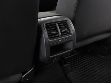 Volkswagen Touran III 1.6 TDI 115KM 2016 Volkswagen Touran GRATIS! Pakiet Serwisowy o, zdjęcie 32