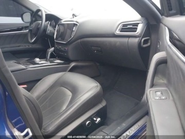 Maserati Ghibli III 2023 Maserati Ghibli 2023 MASERATI GHIBLI MODENA 3.0 Benzyna 426KM, zdjęcie 14