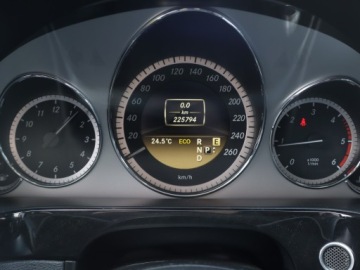 Mercedes Klasa E W212 Kombi 250 CDI BlueEFFICIENCY 204KM 2011 Mercedes E E 250 CDI, 201 KM, Automat, Skóra, zdjęcie 10