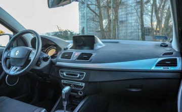 Renault Megane III Coupe-Cabriolet 2.0 16v 140KM 2010 Renault Megane 2,0 (140KM) LPG Automat 2.0 BenzynaLPG 140KM, zdjęcie 9