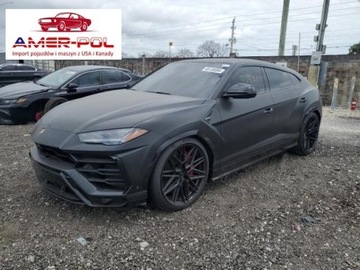 Lamborghini Urus 2020 Lamborghini Urus 2020 r., 4,0 L 4x4 . od ubezpieczalni 4.0 Benzyna 641KM