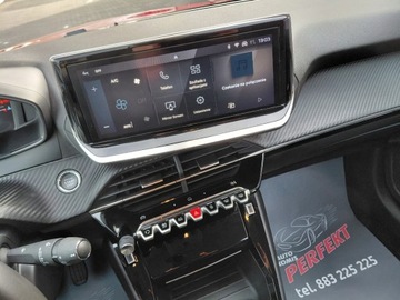 Peugeot 208 II Hatchback Facelifting 1.2 PureTech 100KM 2024 Peugeot 208 Lift Led Navi Kamera Klimatronik 1.2 Benzyna 100KM, zdjęcie 21