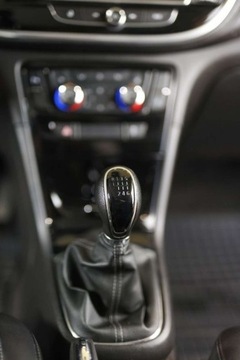 Opel Mokka I X 1.4 Turbo Ecotec 140KM 2018 Opel Mokka X 1.4 T Elite SS 1.4 Benzyna 140KM, zdjęcie 27