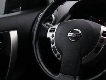 Nissan Qashqai I Crossover Facelifting  2.0 140KM 2012 Nissan Qashqai 2.0, Navi, Klima, Klimatronic, zdjęcie 21