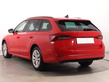 Skoda Octavia IV Scout 1.5 TSI ACT 150KM 2021 Skoda Octavia 1.5 TSI, Salon Polska, zdjęcie 3