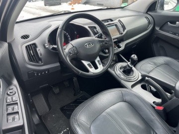 Kia Sportage III SUV 1.7 CRDi 116KM 2011 Kia Sportage III 1,7 CRDi-116Km Panoramadach, Navi, Skóry, Hak, Keyless Go, zdjęcie 15