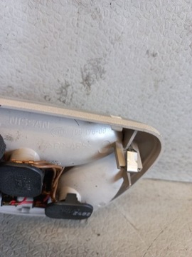 NISSAN ALMERA TINO 2,2 DI 05 R LAMPA KABINY 15517600