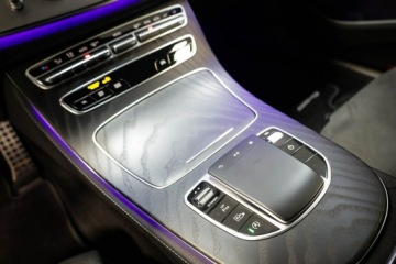 Mercedes Klasa E W213 Limuzyna 2.0 220d 194KM 2020 Mercedes E 220 *4Matic*AMG*Salon Polska*I, zdjęcie 21