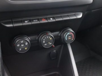 Dacia Duster II SUV  1.3 TCe 130KM 2020 Dacia Duster 1.3 TCe, Salon Polska, Klima, zdjęcie 15