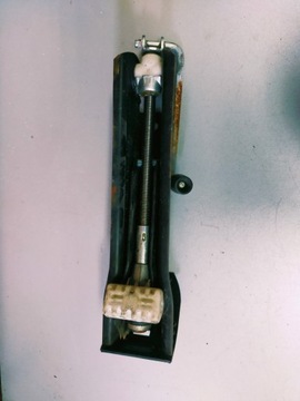 SKODA FABIA I LEWAREK PODNOŚNIK 6Y0011031