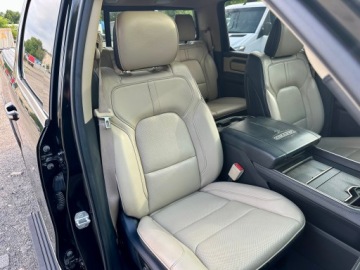 Dodge Ram V 2019 DODGE RAM 1500 LIMITED Crew Cab 4X4 Pickup 5.7 HEMI FULL LED, zdjęcie 21