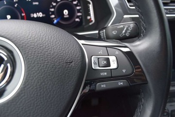 Volkswagen Tiguan II SUV 2.0 TDI 190KM 2019 Volkswagen Tiguan SalonPL 2.0 TDI 190KM DSG 4x4 R-Line DCC Pakiety LED TOP, zdjęcie 13