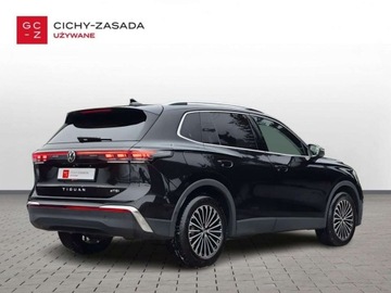 Volkswagen Tiguan II SUV Facelifting 1.5 TSI 150KM 2024 Volkswagen Tiguan serwis ASO 1.5eTSI 150KM bezwyp pakiet MatrixLED kamera3, zdjęcie 4