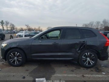 Volvo XC60 II 2024 Volvo XC 60 b5 core dark theme, 2024r., 4x4, 2.0L 2.0 Benzyna 247KM, zdjęcie 5