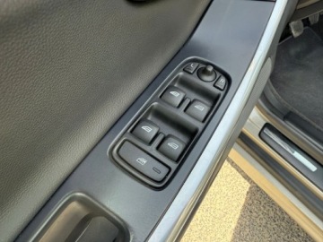 Volvo XC60 I SUV Facelifting 2.0 D3 DRIVE-E 150KM 2015 Volvo XC 60 LEDY PARKTRONIC NAWIGACJA KLIMATYZACJA HAK HOLOWNICZY 2.0 150KM, zdjęcie 14