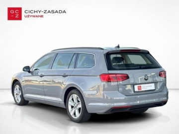Volkswagen Passat B8 Variant Facelifting 2.0 TSI 190KM 2022 Volkswagen Passat SalonPL 2.0 TSI 190KM DSG Business NaviMatrixKeyLessKame, zdjęcie 6
