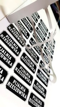 Водонепроницаемые, прочные наклейки с вашим логотипом.