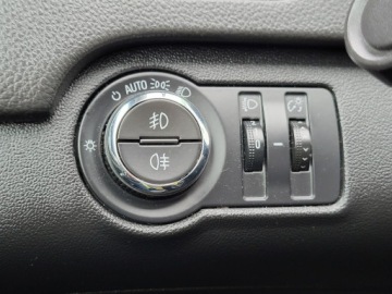 Opel Insignia I Sports Tourer Facelifting 2.0 CDTI ECOFLEX 120KM 2015 Opel Insignia 2.0D, 120KM, Niski przebieg, zdjęcie 16