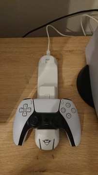 ЗАРЯДНАЯ СТАНЦИЯ TRUST GXT 251 DUO CHARGE DOCK PS5