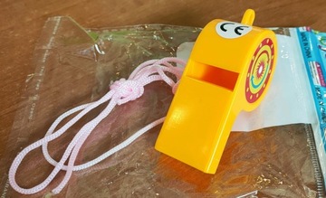 Gwizdek plastikowy