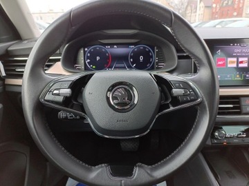 Skoda Kamiq Crossover 1.0 TSI 110KM 2023 Škoda Kamiq 1.0 TSI Ambition DSG 1.0TSI 110KM DSG, zdjęcie 15