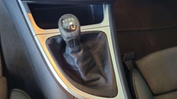BMW Seria 1 E81/E87 Hatchback 5d E87 2.0 123d 204KM 2010 BMW Seria 1 Bmw 123D Piekne coupe M-PAKIET Xenony MOZLIWA ZAMIANA 2.0, zdjęcie 17